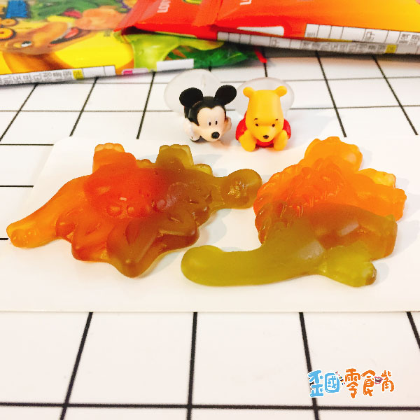 【韓國】LOTTE大恐龍造型撞色軟糖-可樂/汽水口味30g