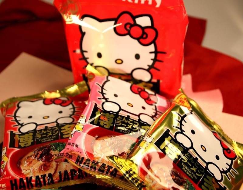 【日本】九州Hello kitty限定博多屯骨泡麵80.7g(5入/袋)